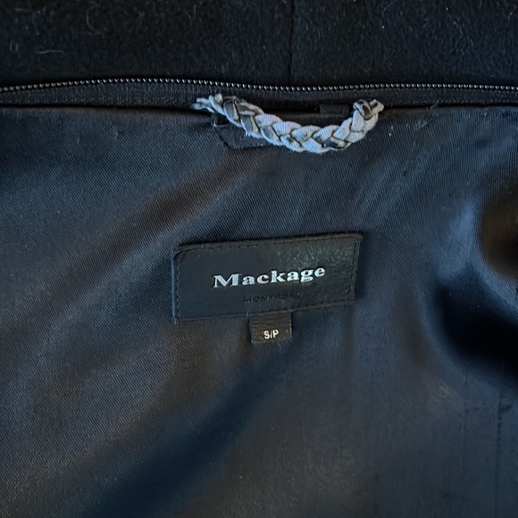 Mackage NORI 2-in-1 double face wool coat with shearling bib/ leather belt. - Picture 6 of 16